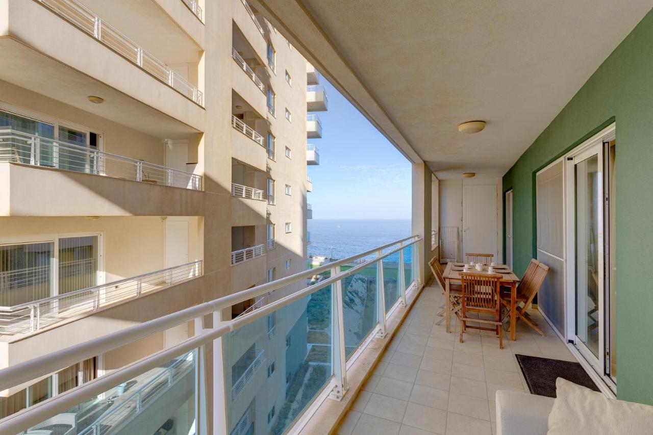Luxury Apt W/ Side Seaviews And Pool, Top Location Сліма Екстер'єр фото