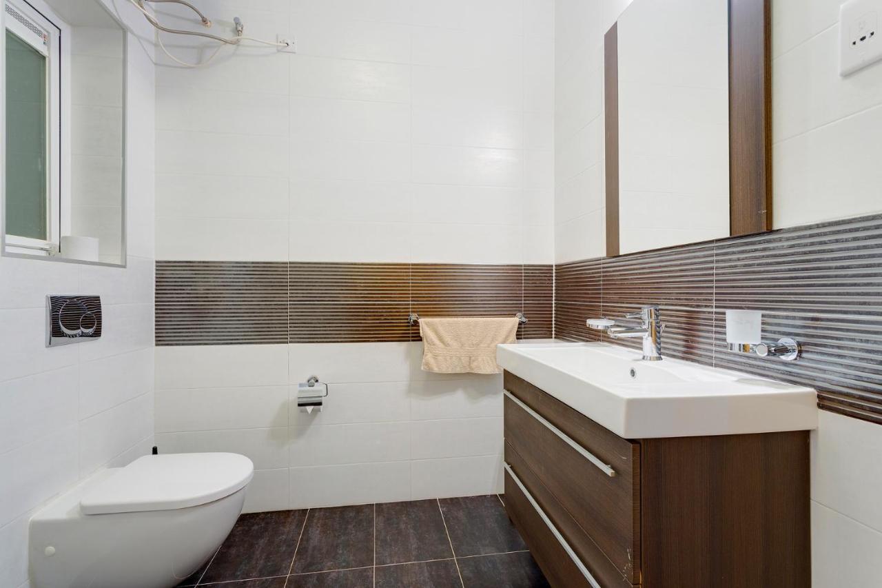 Luxury Apt W/ Side Seaviews And Pool, Top Location Сліма Екстер'єр фото